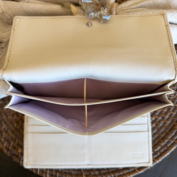 Coach Wallet - Picture 4 of 10